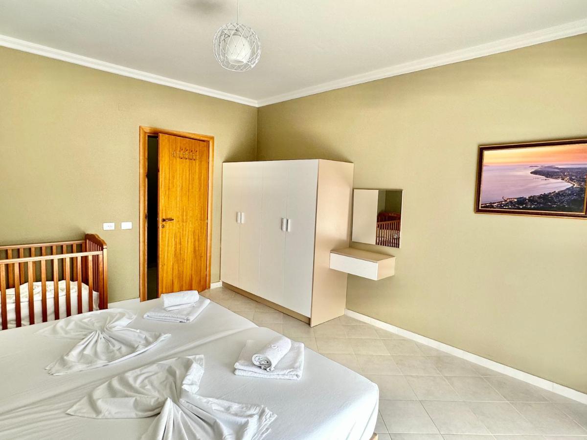Family Suite Residence Wlora Zewnętrze zdjęcie
